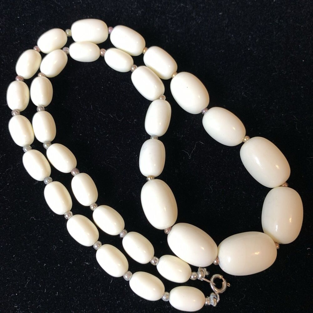 Vintage White Lucite Oval Bead Necklace Gold Tone Spacers 22” Mid Century